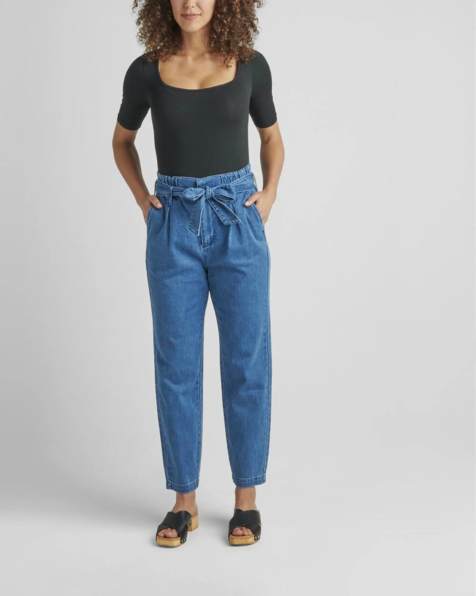 Belted Pleat High Rise Tapered Leg Pant In Blue Nova | Blue Nova