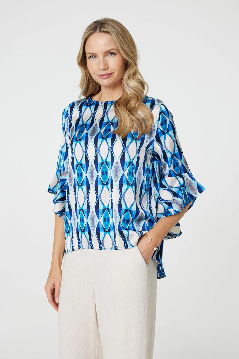 Geo Print 3/4 Flute Sleeve Curve Hem Blouse