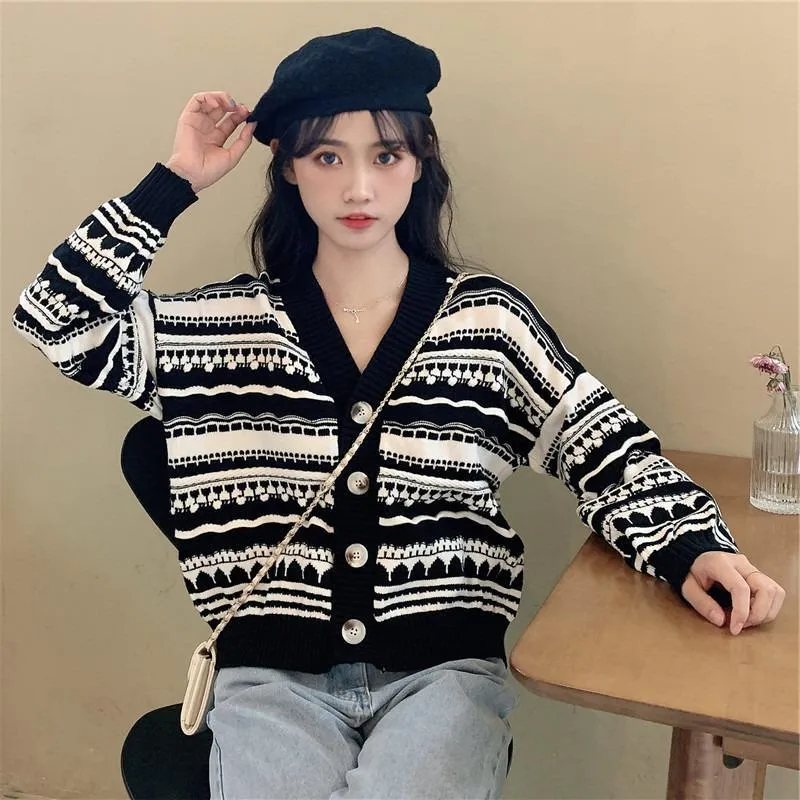 Knitted Cardigan Women Lazy Trendy Short Loose Slim-Look V-Neck Long Sleeved Tops Sweater