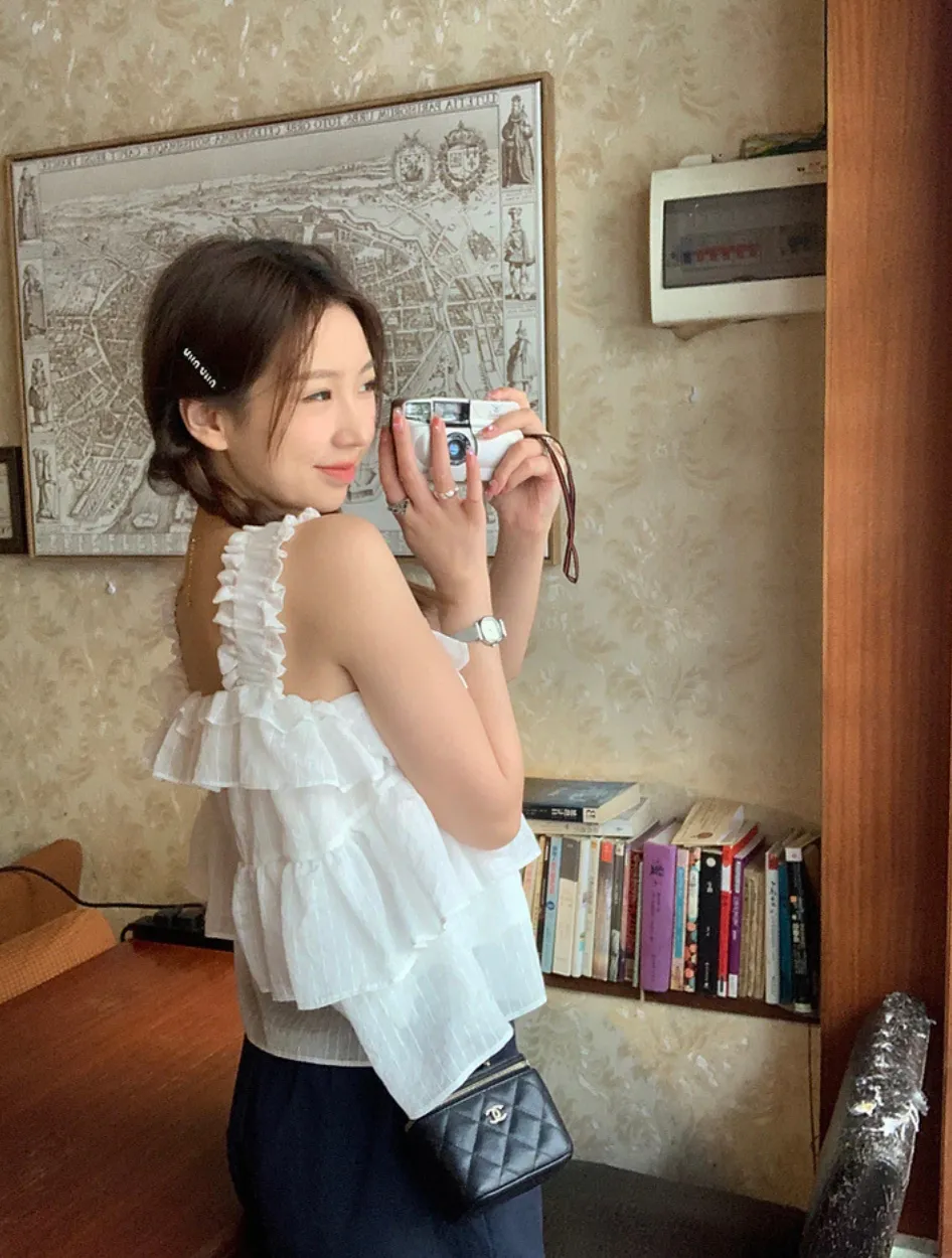 [Korean Style] Chic Square Sleeveless Ruffle Top