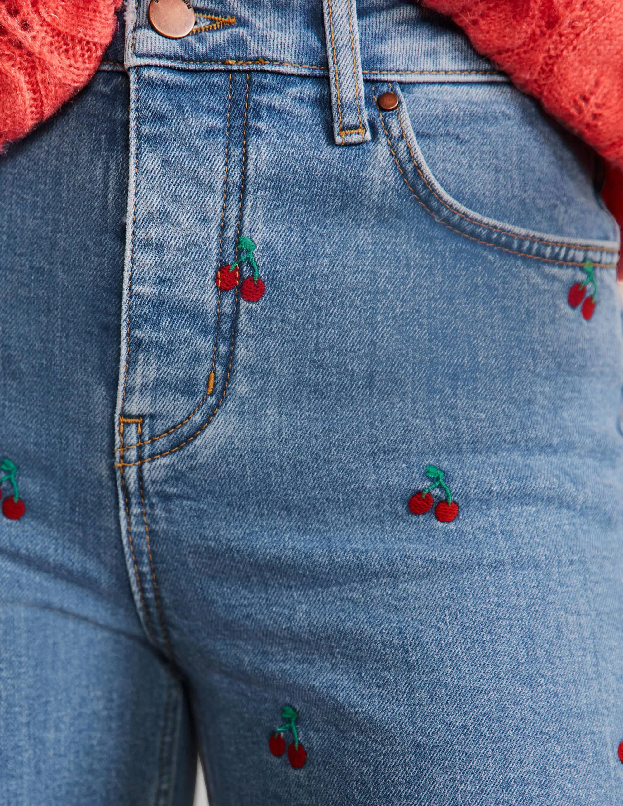 Relaxed Straight Jeans-Cherry Embroidered