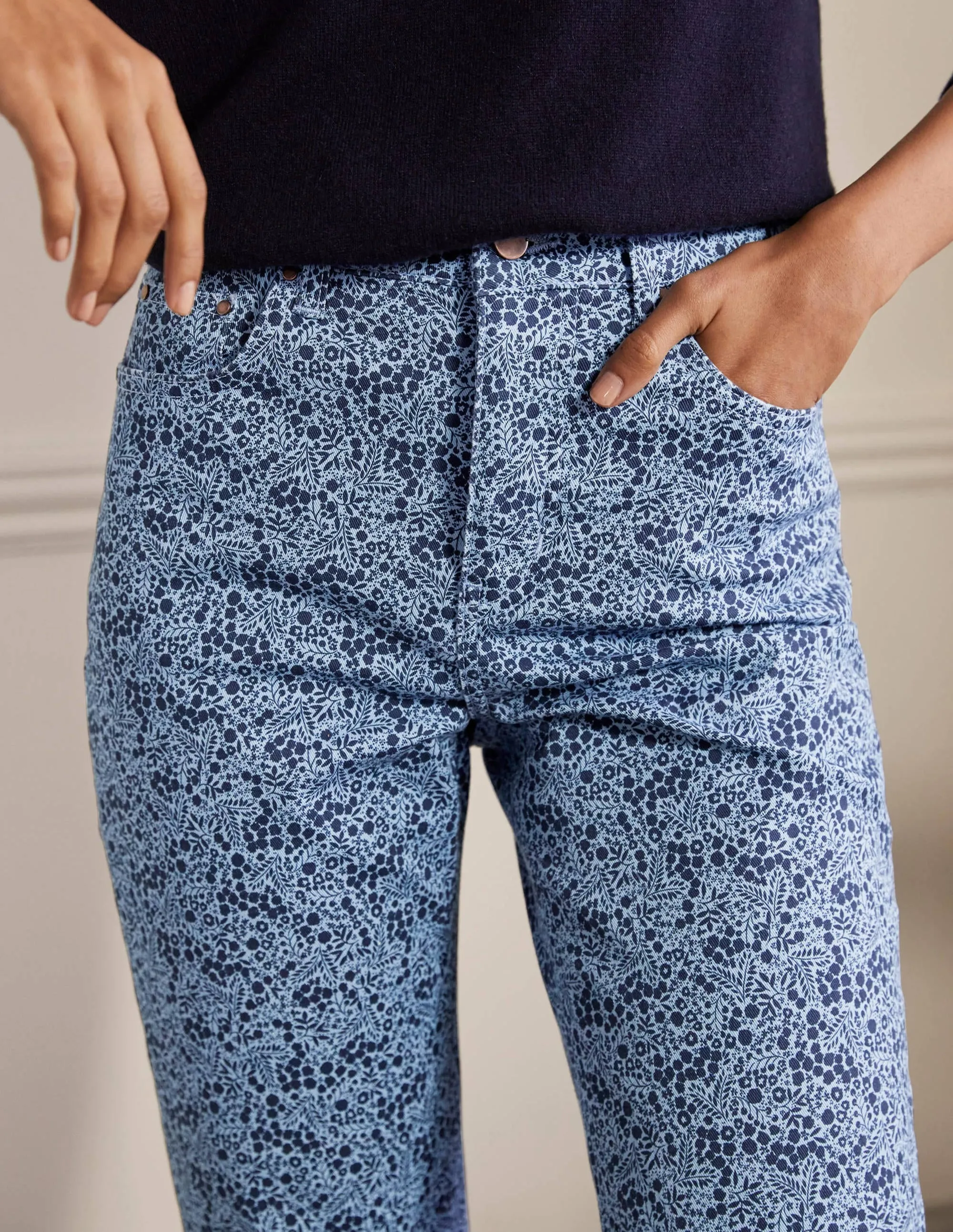 Relaxed Straight Jeans-Frost Blue, Enchanting Forest